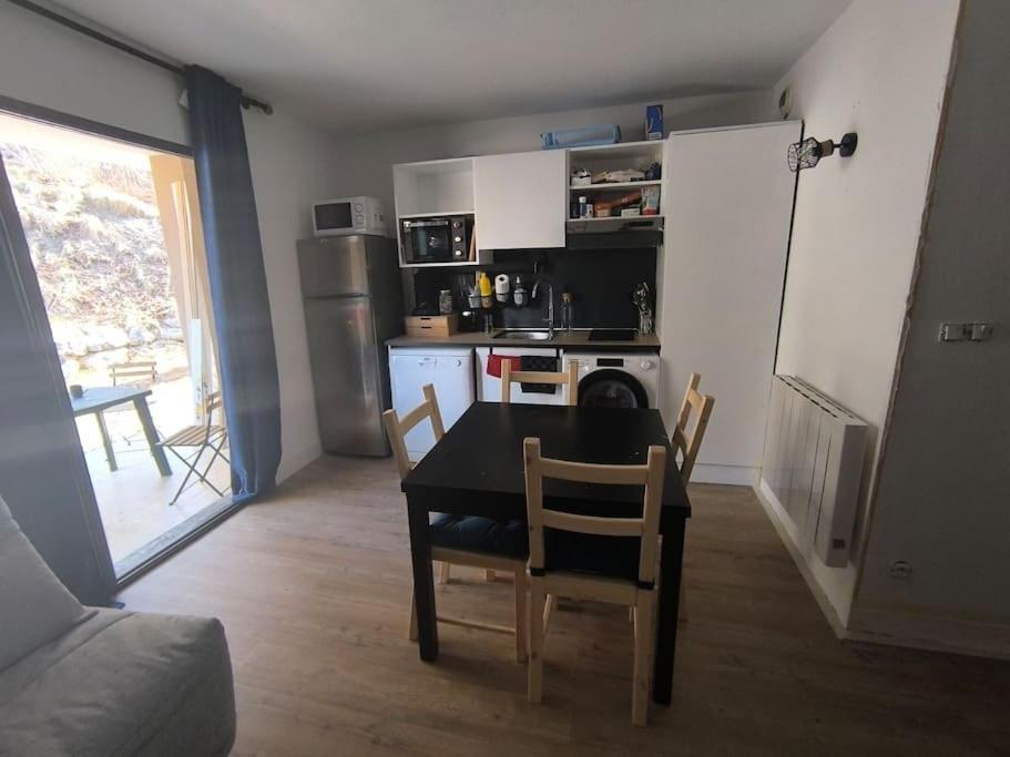 Equipe Apartment *